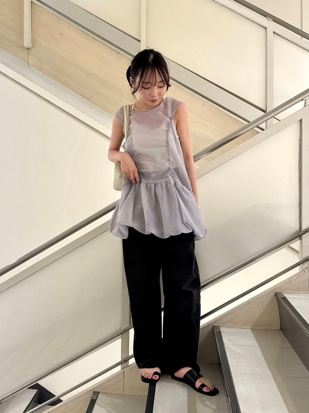 KBF 抽繩泡泡背心