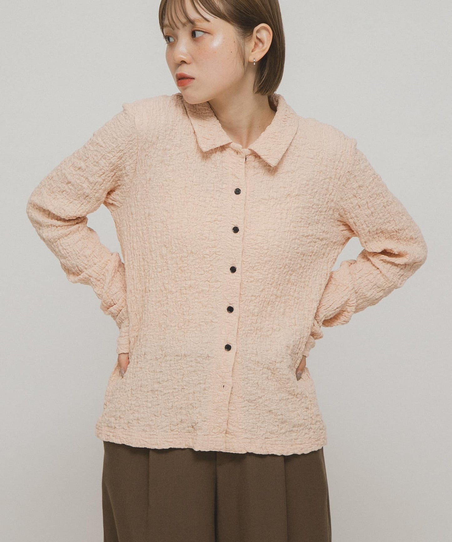 KBF 凹凸感緹花襯衫