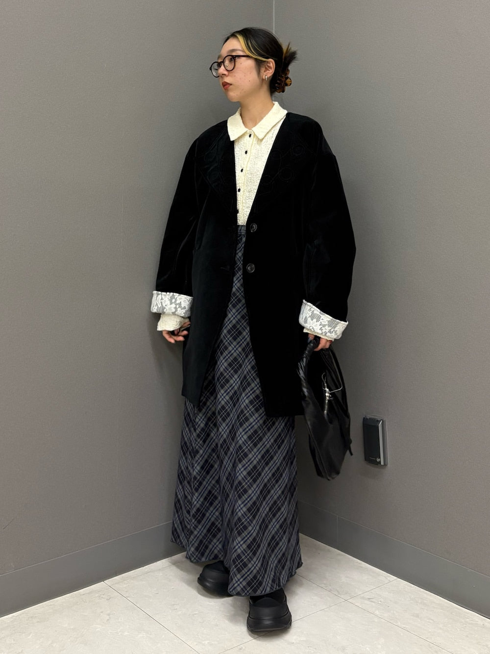 KBF 凹凸感緹花襯衫