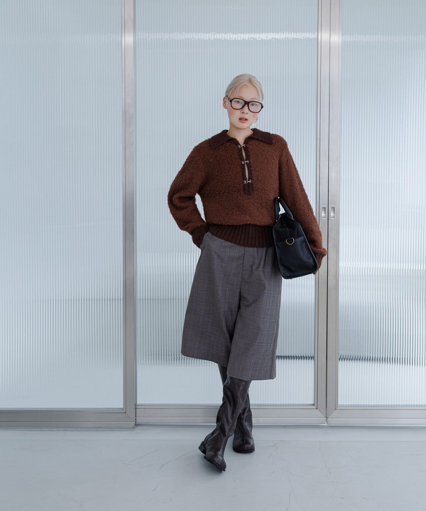 KBF front hook bear knit