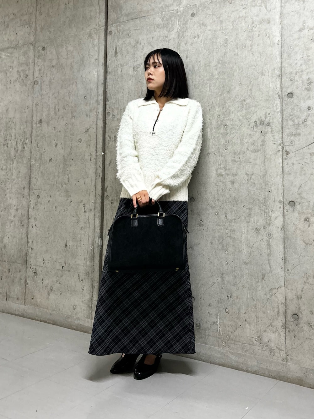 KBF front hook bear knit