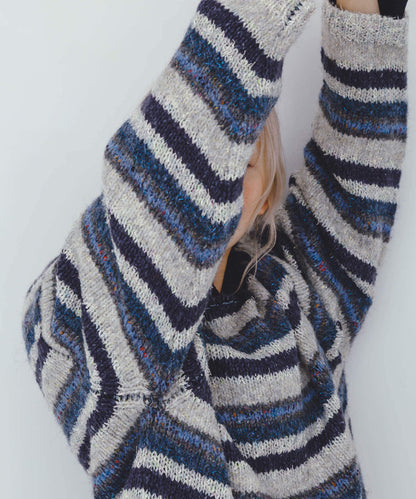 KBF 微金蔥橫條寬鬆針織Top