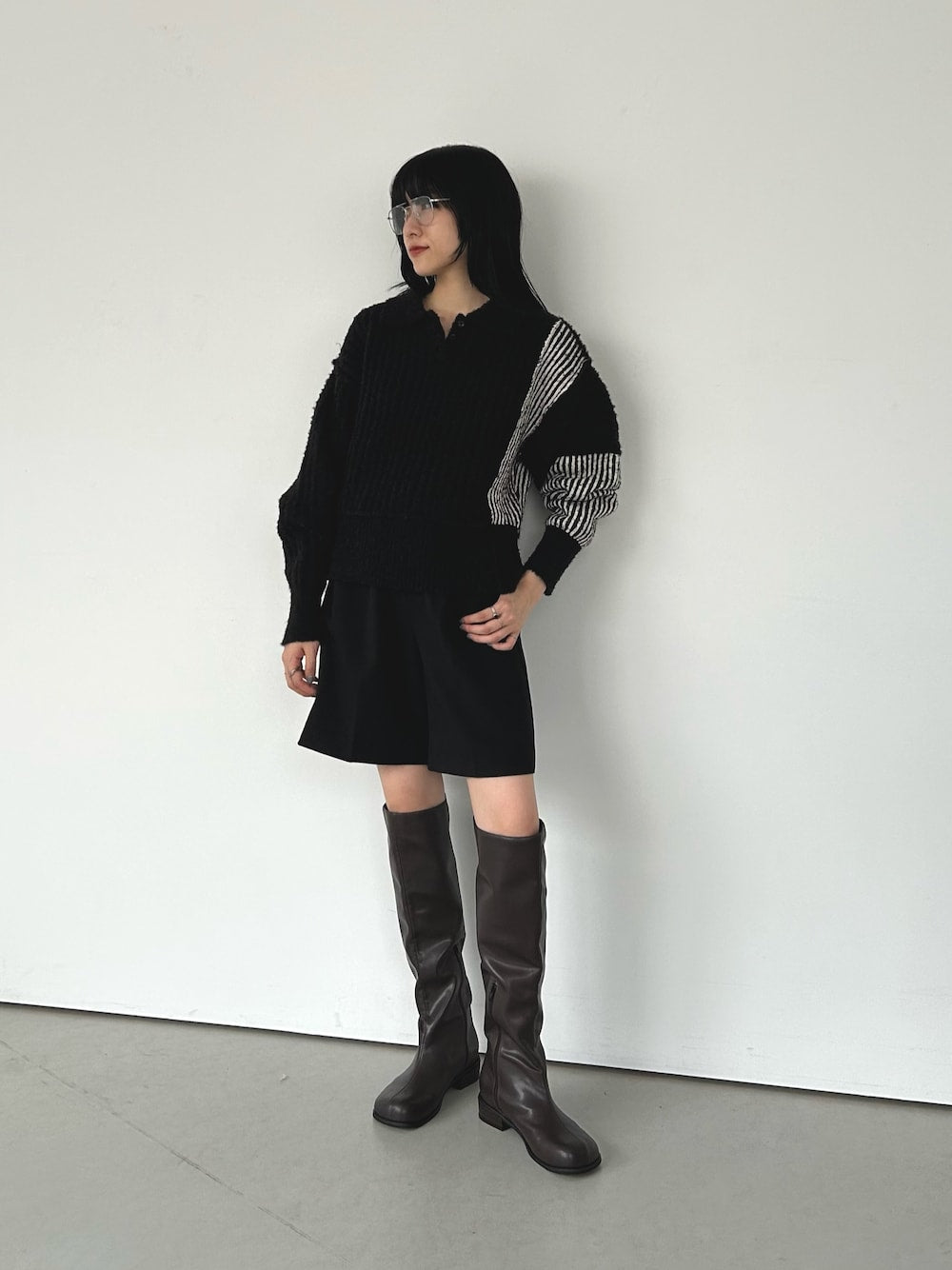 KBF Bicolor design sleeve knit