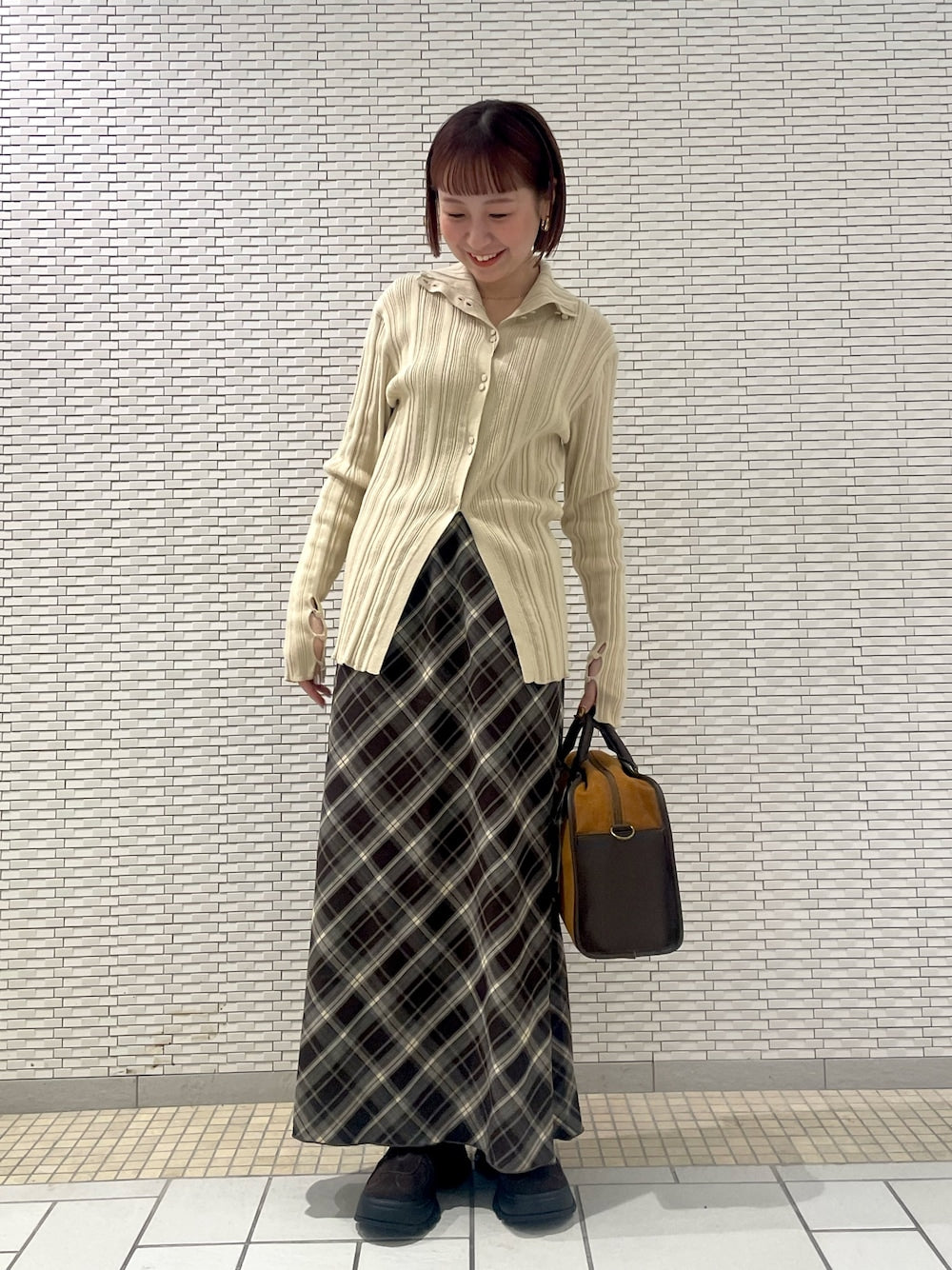 KBF 紐扣隨機羅紋針織衫