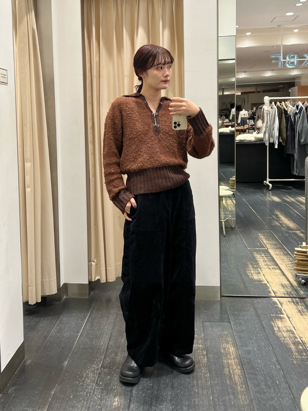 KBF 燈芯絨錐型褲