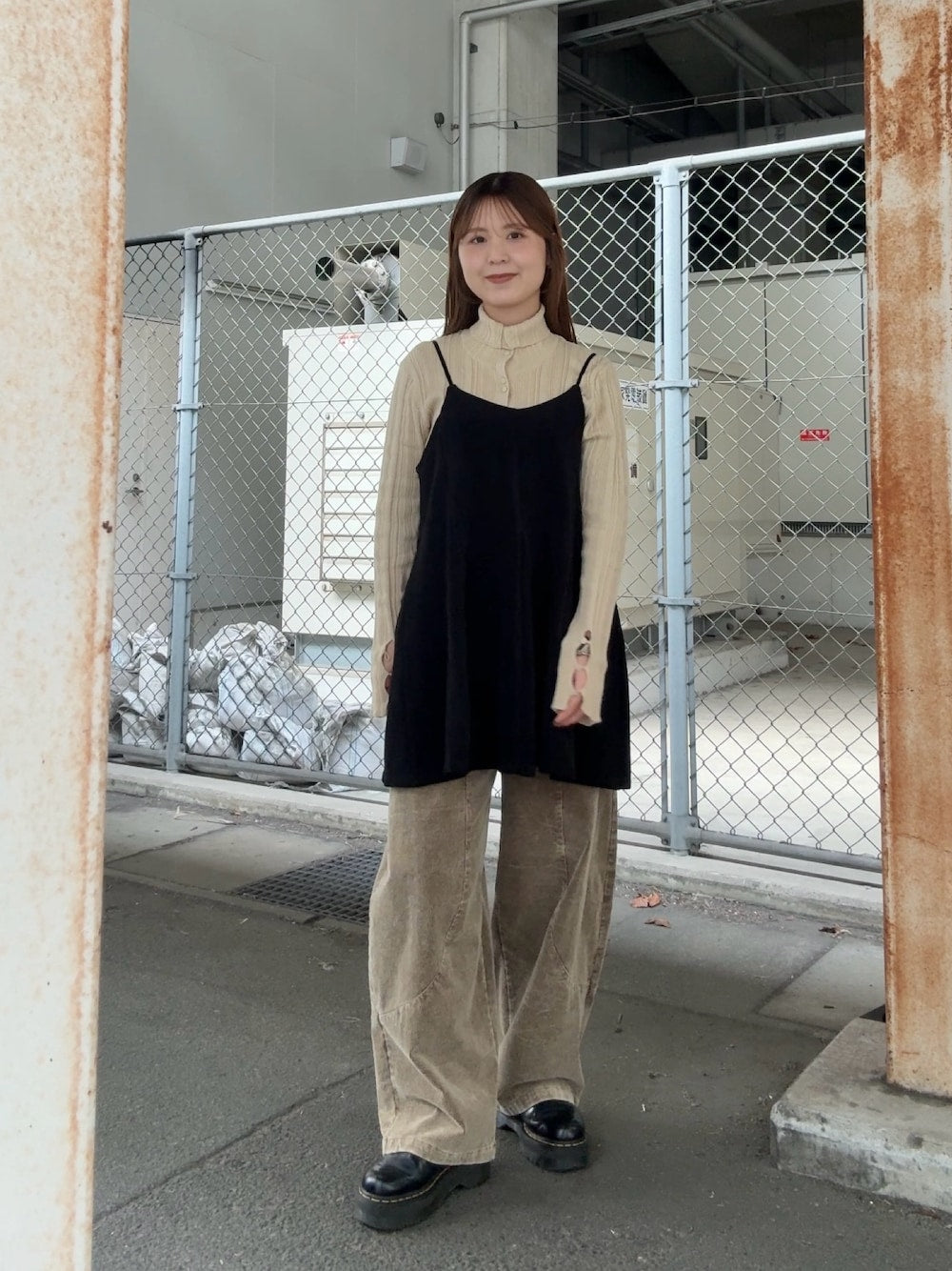 KBF 燈芯絨錐型褲