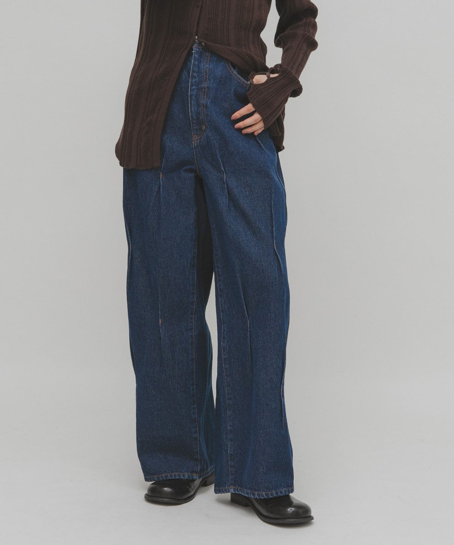 KBF 設計寬牛仔褲