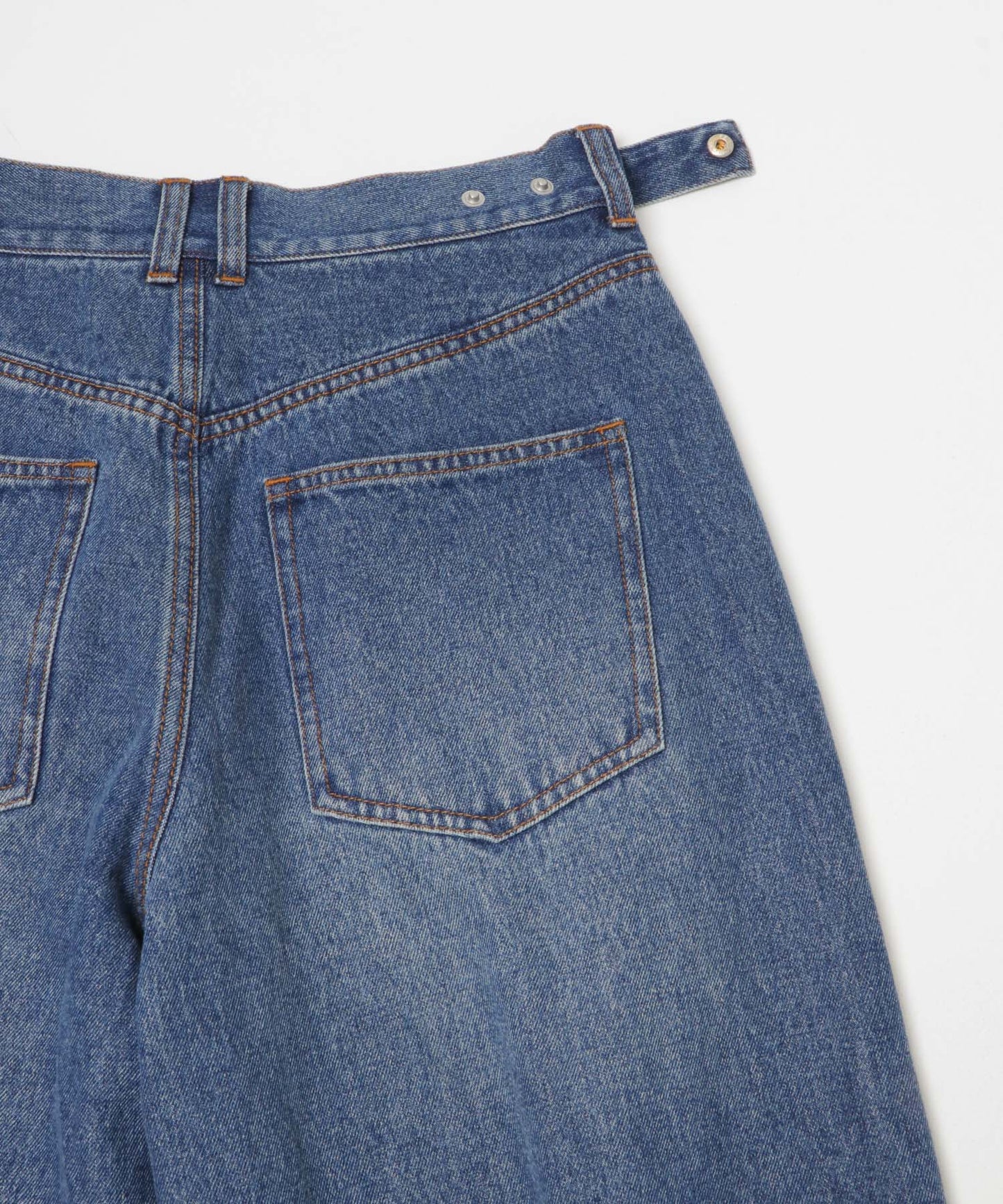 KBF WIDE 修身牛仔褲