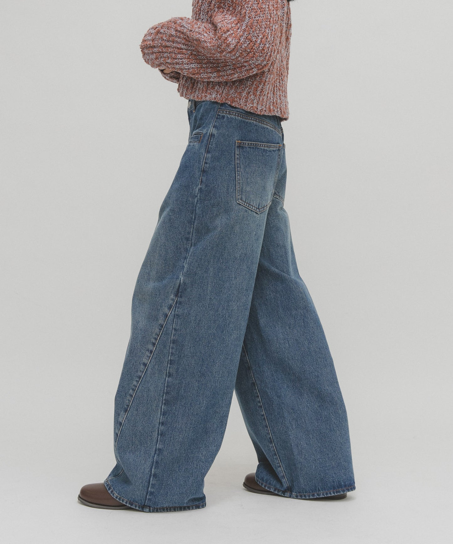 KBF WIDE 修身牛仔褲