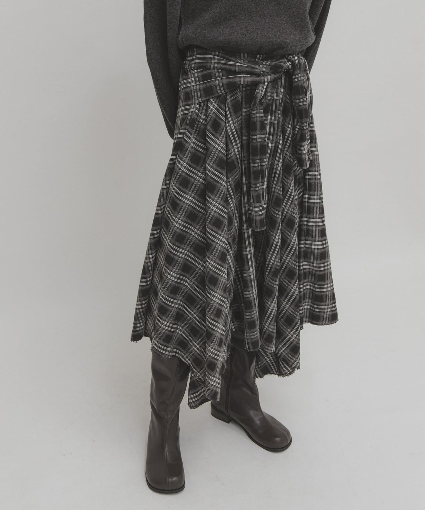 「單着 / Layer」KBF 打結格紋裙