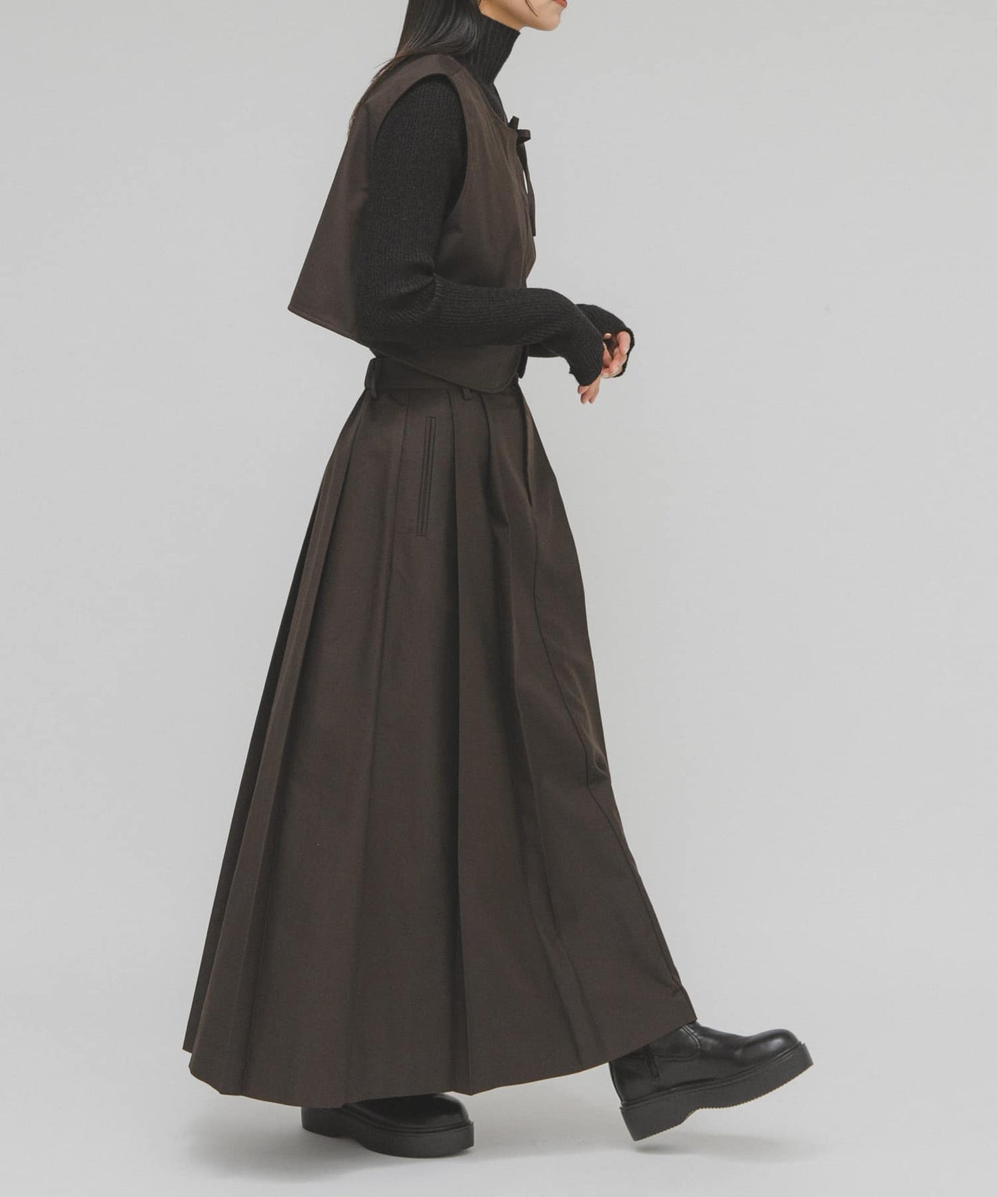 KBF 綁帶上衣+大百褶裙SET