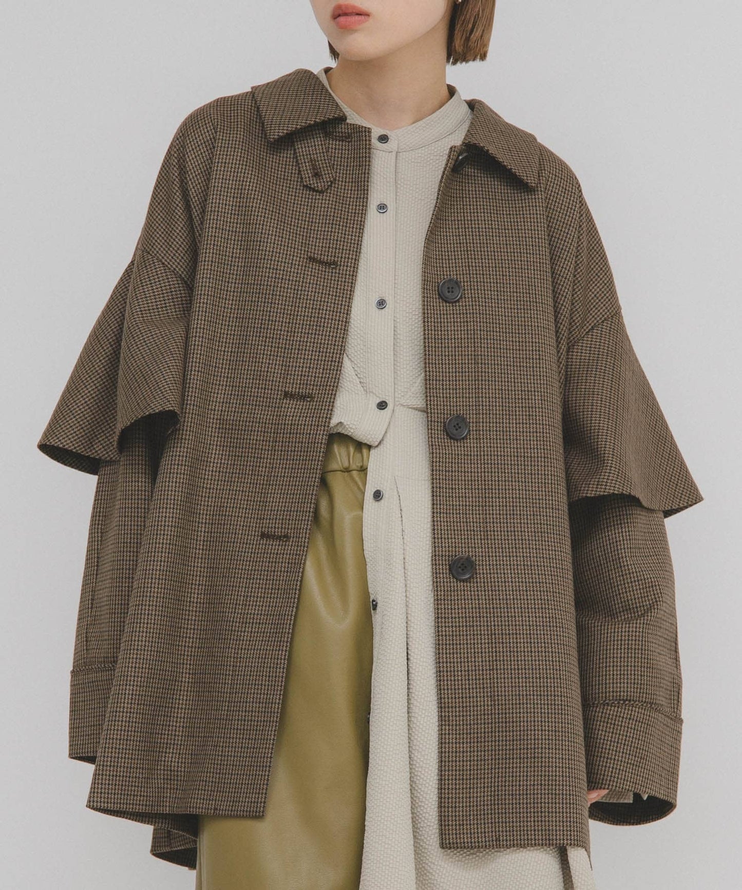 KBF 荷葉邊傘形外套