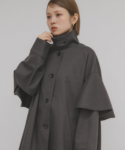 KBF 荷葉邊傘形外套