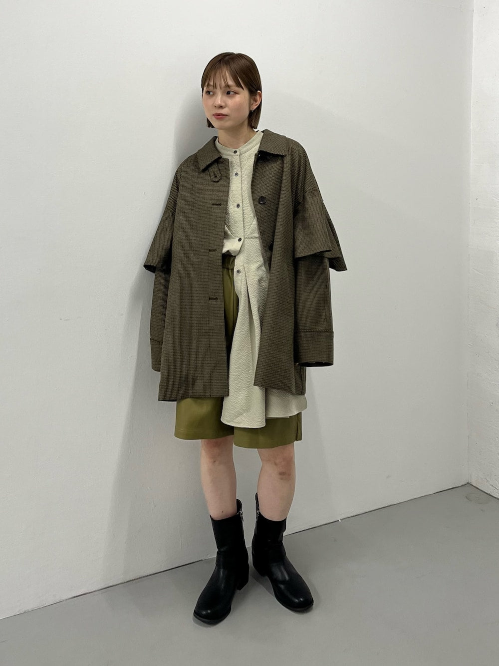 KBF 荷葉邊傘形外套