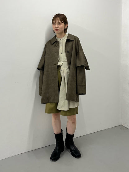 KBF 荷葉邊傘形外套