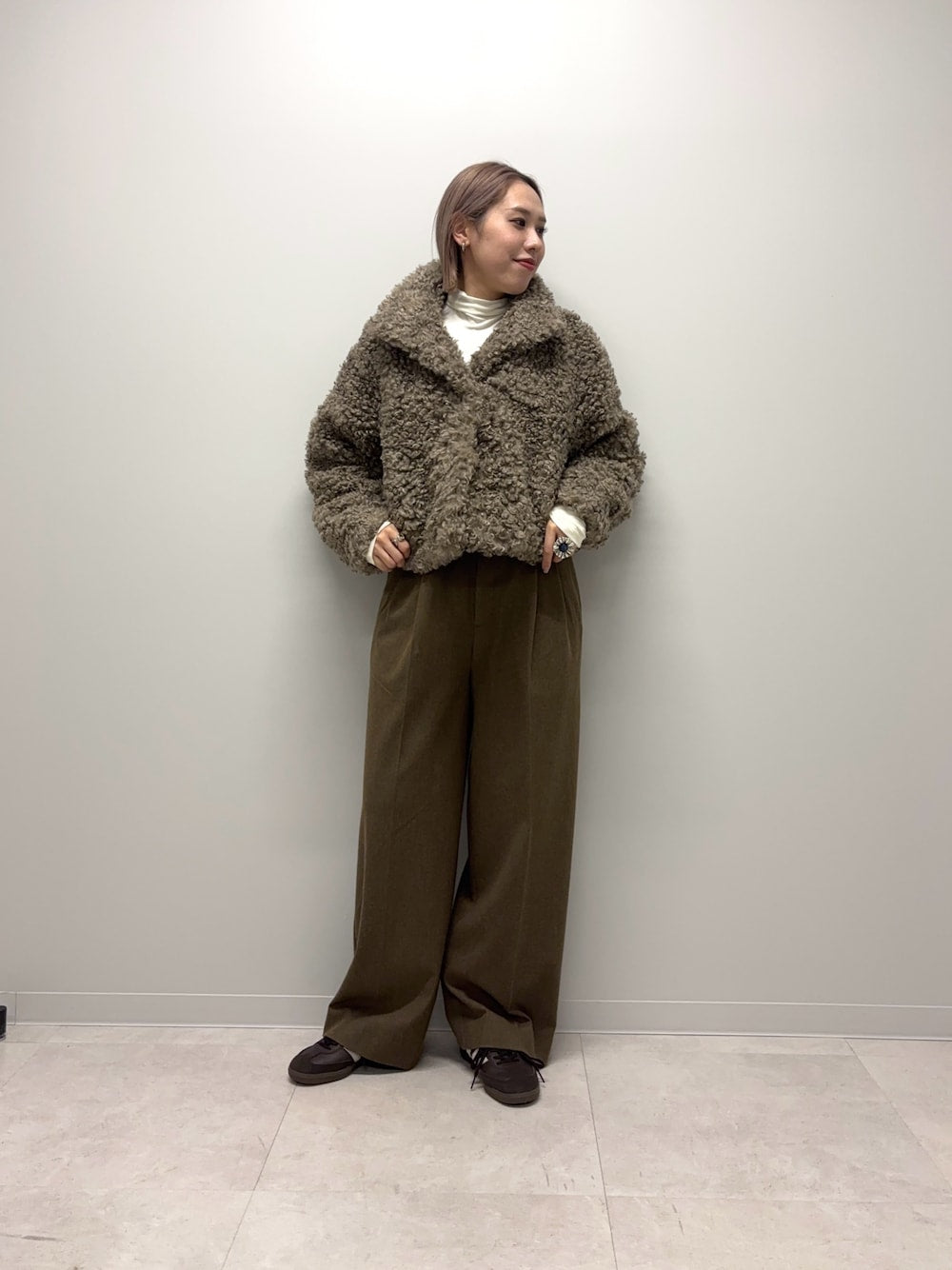 KBF 毛絨絨短Jacket