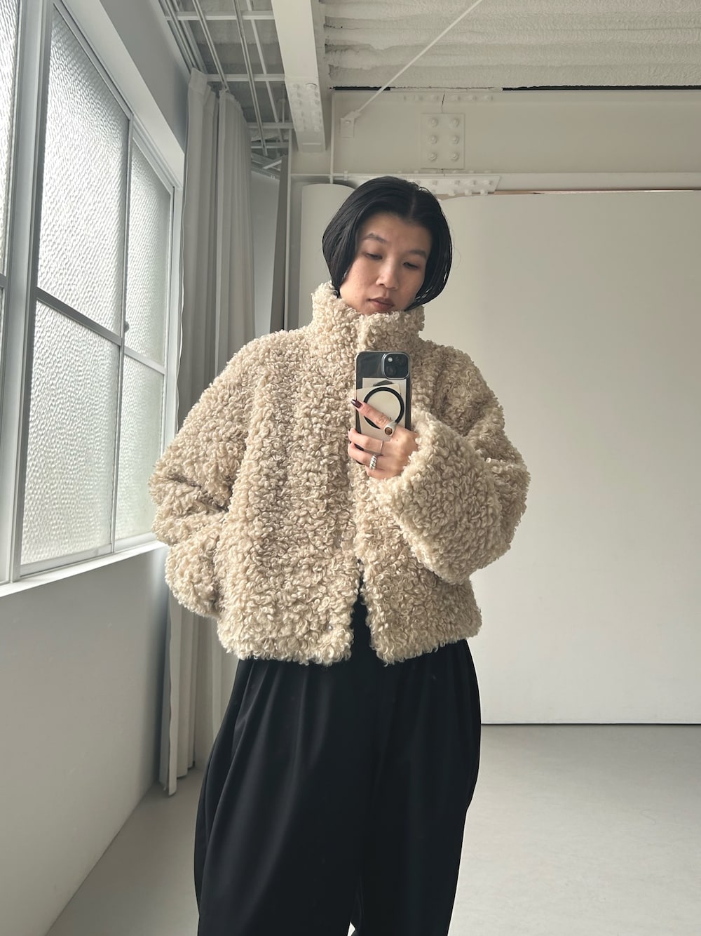 KBF 毛絨絨短Jacket