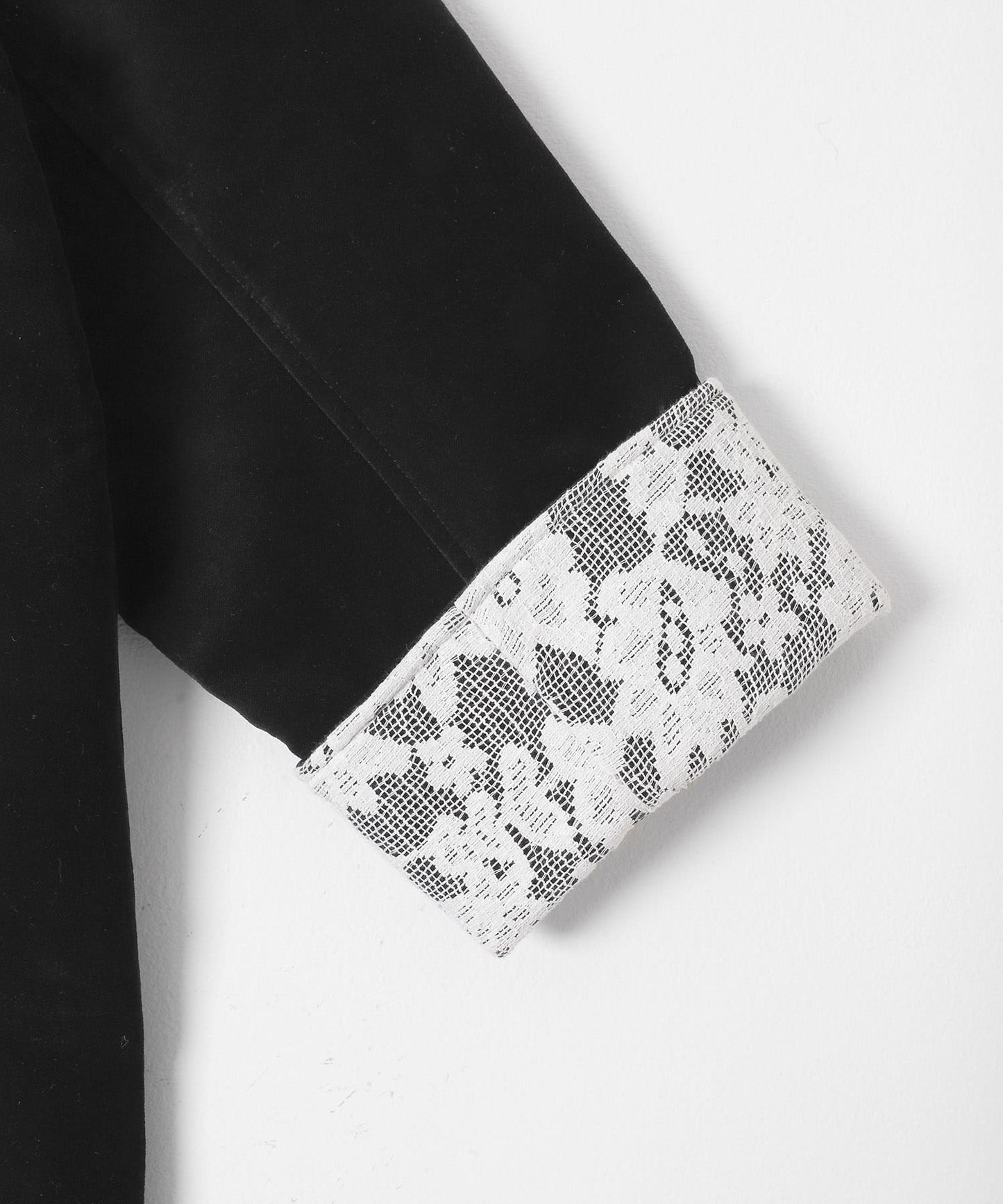 「手袖領口超靚」 KBF絲絨寬版外套