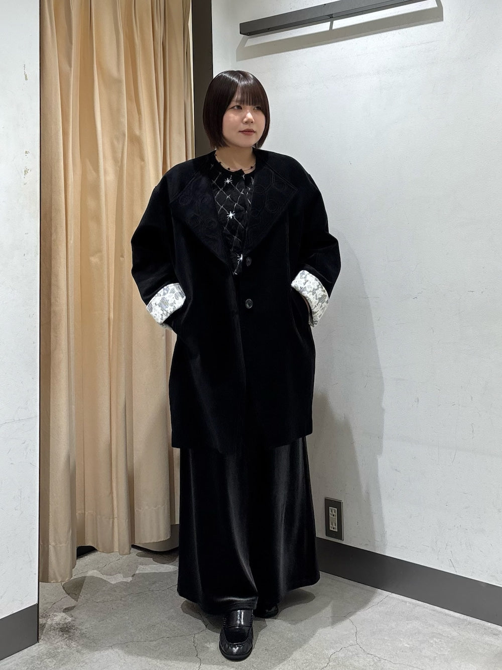 「手袖領口超靚」 KBF絲絨寬版外套