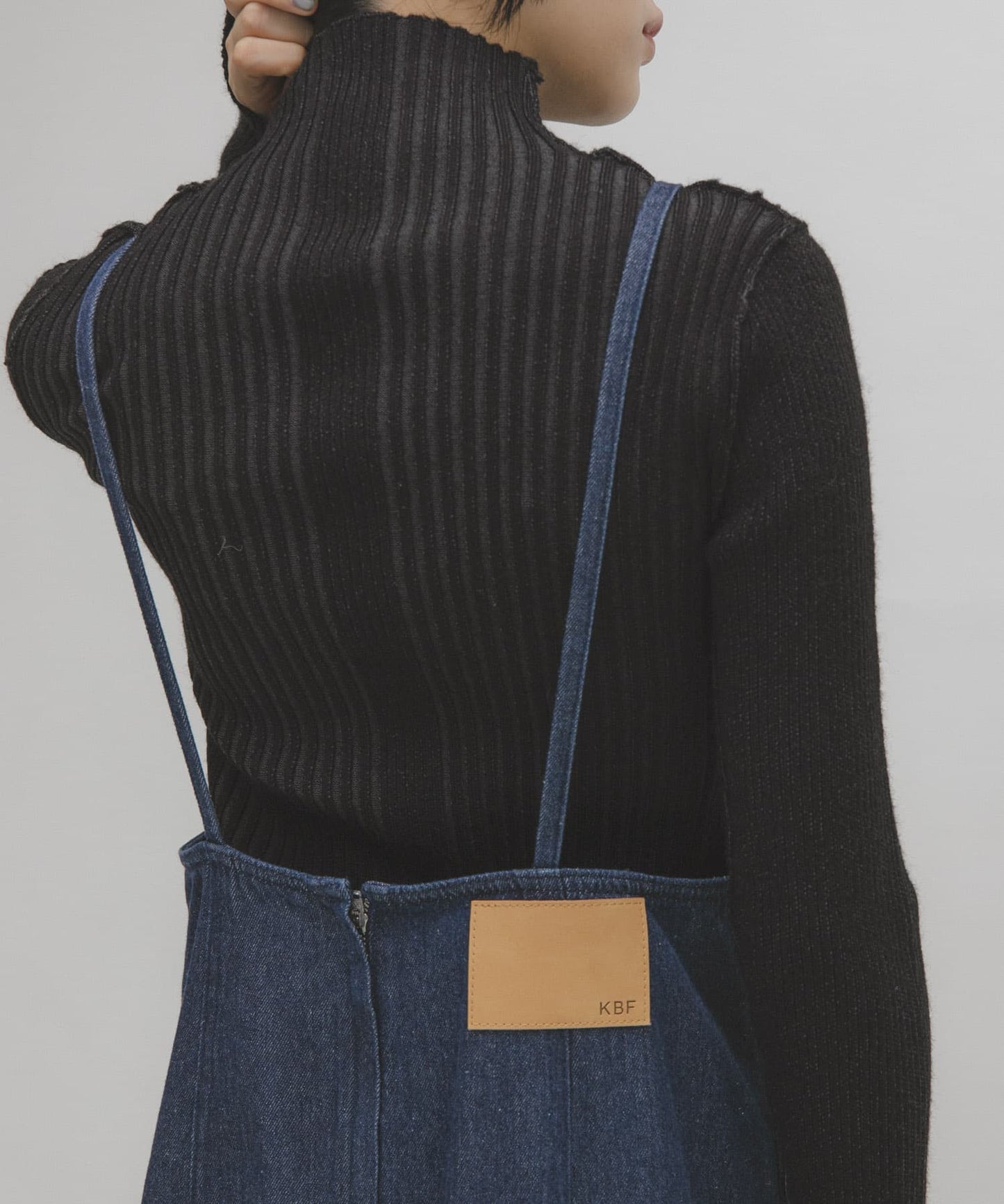 KBF illi 羅紋高領針織衫