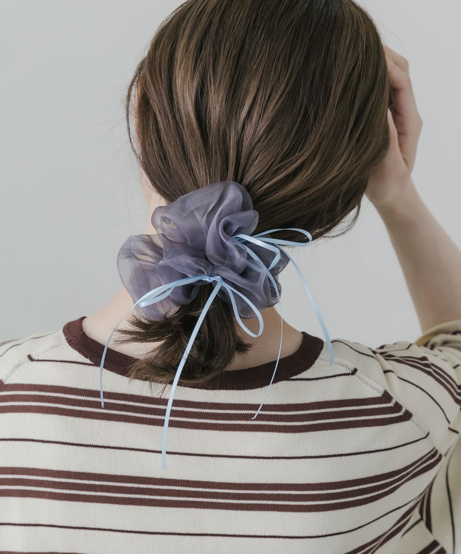 SMELLY Sheer Ribbon Scrunchie - Image 15