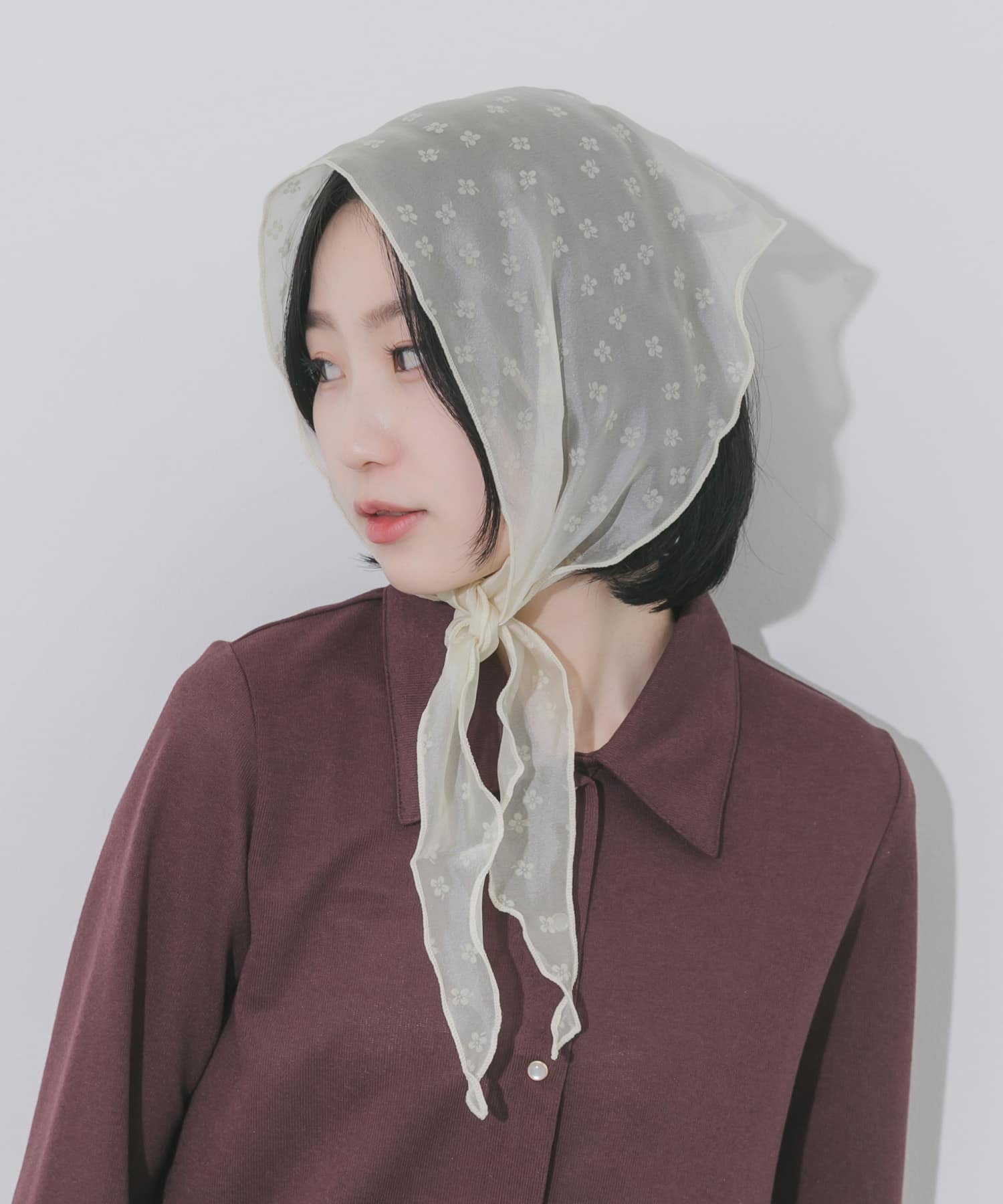 SMELLY flower scarf - Image 3