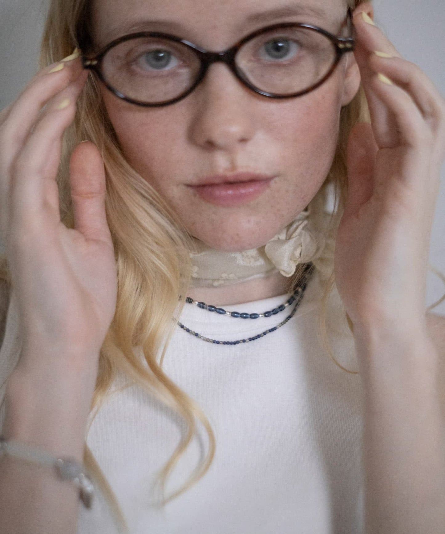 SMELLY flower scarf - Image 6