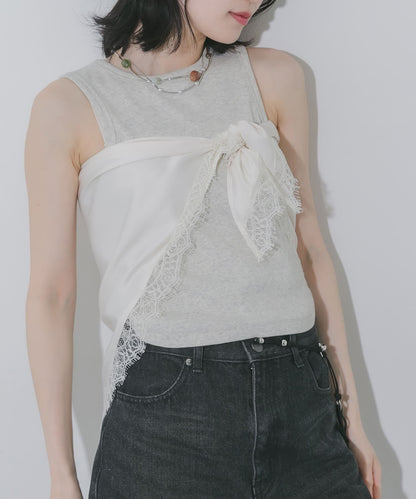 SMELLY 緞面蕾絲三角圍巾 - Image 6