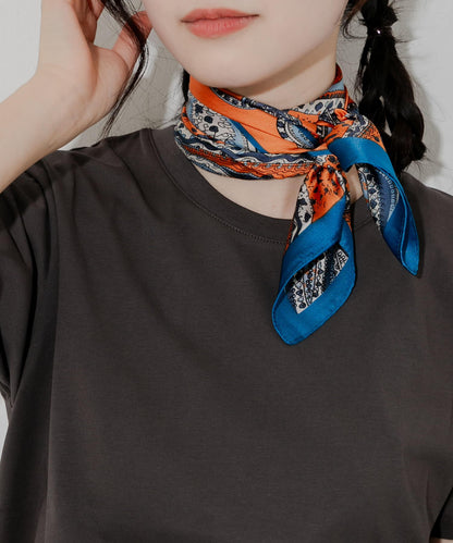 SMELLY Pattern Scarf