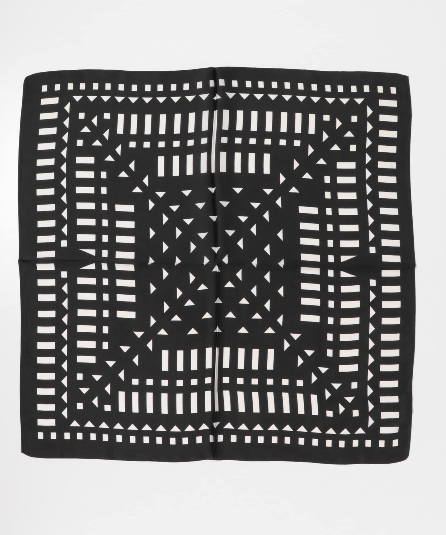 SMELLY Pattern Scarf