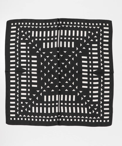 SMELLY Pattern Scarf