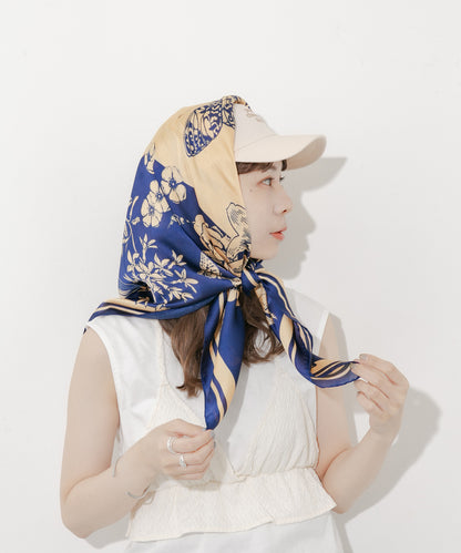 SMELLY 圖騰大絲巾