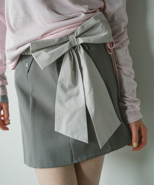 big ribbon belt