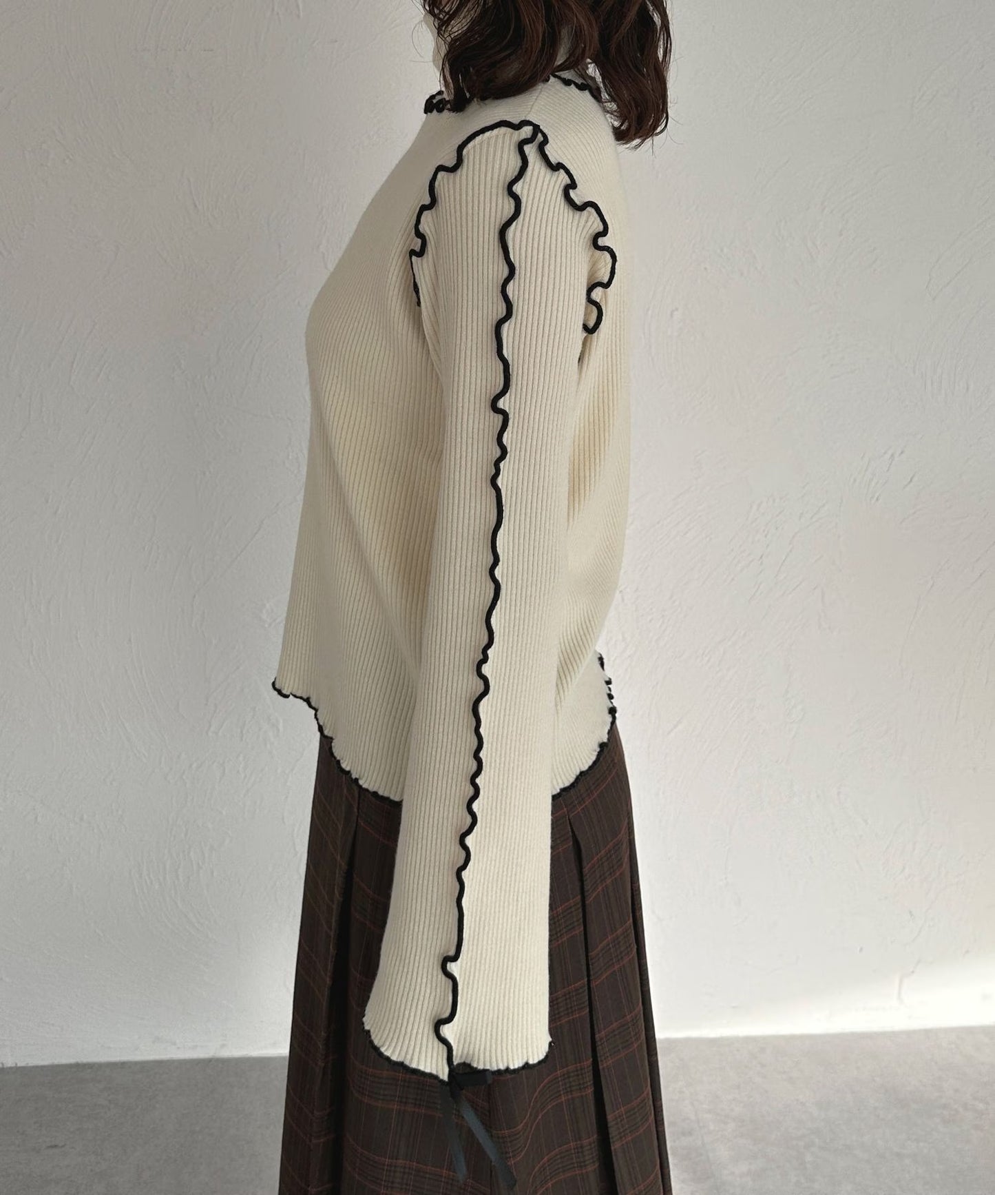 Kutir Ribbon 高領拼色 Knit