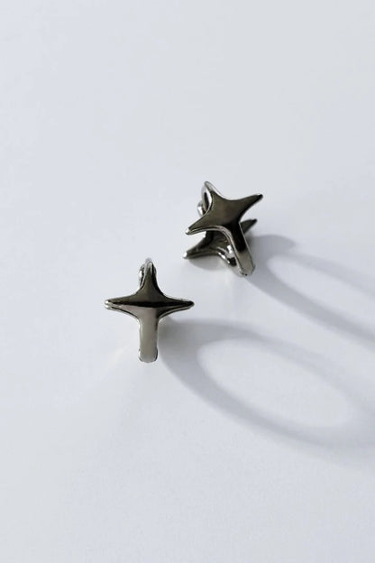 GOLDY Twinkle Hoop One-Touch Earrings