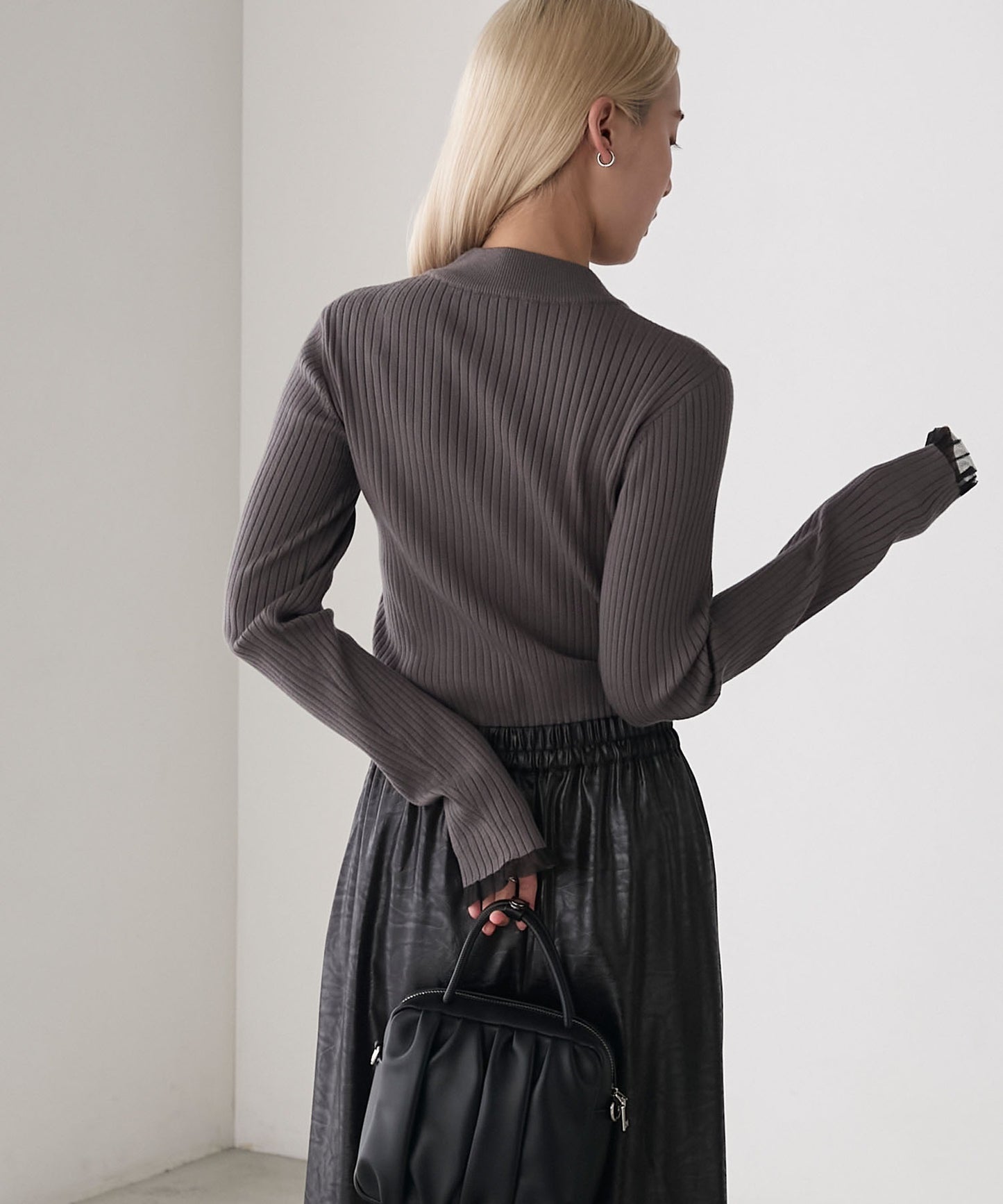 [15色] forksy. 荷葉邊袖口羅紋針織Top