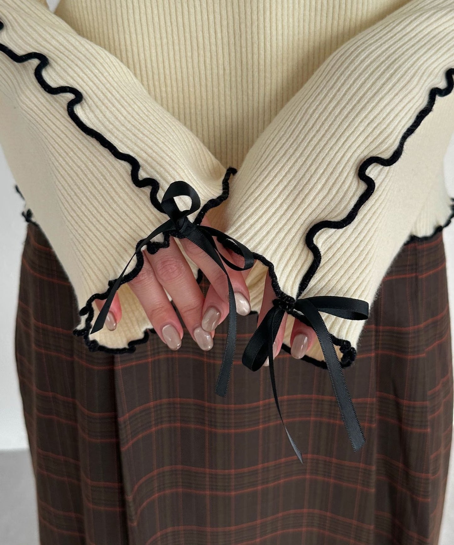 Kutir Ribbon 高領拼色 Knit