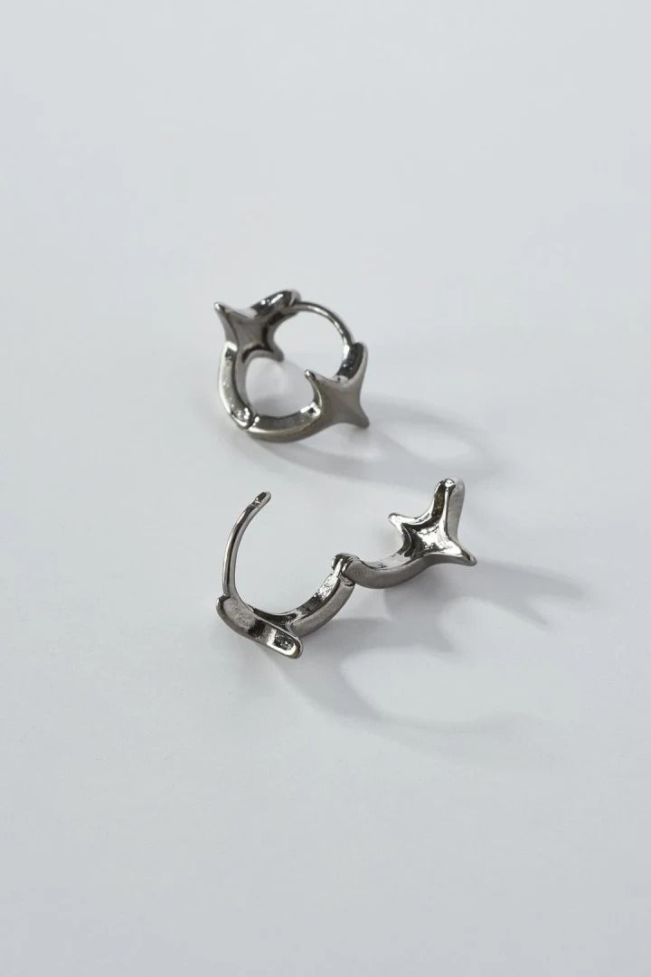 GOLDY Twinkle Hoop One-Touch Earrings