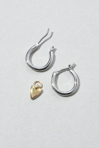 GOLDY Simple Heart Earrings