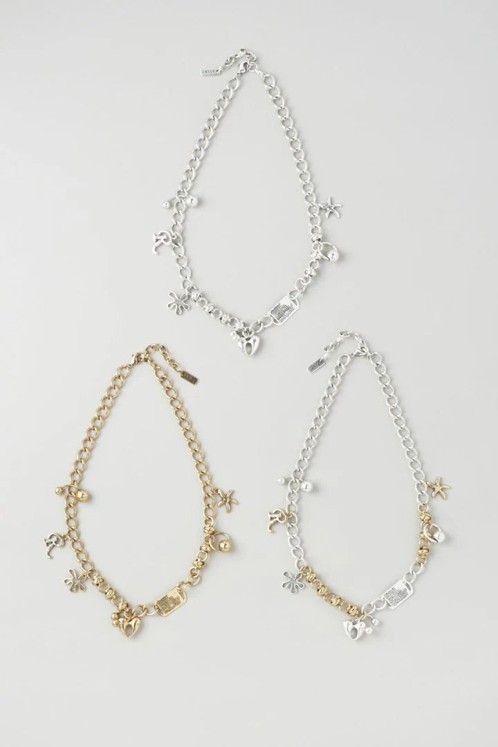 GOLDY Charm Necklace