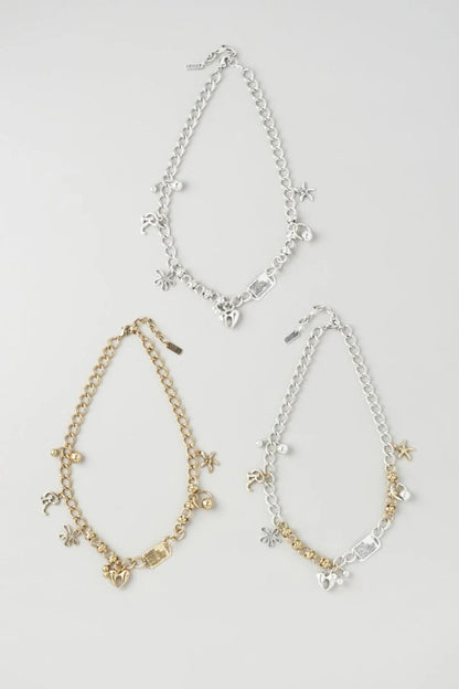 GOLDY Charm Necklace