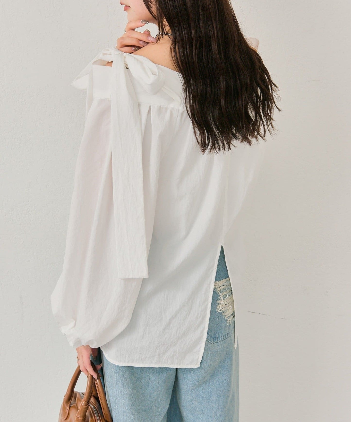 mystic 露肩緞帶襯衫