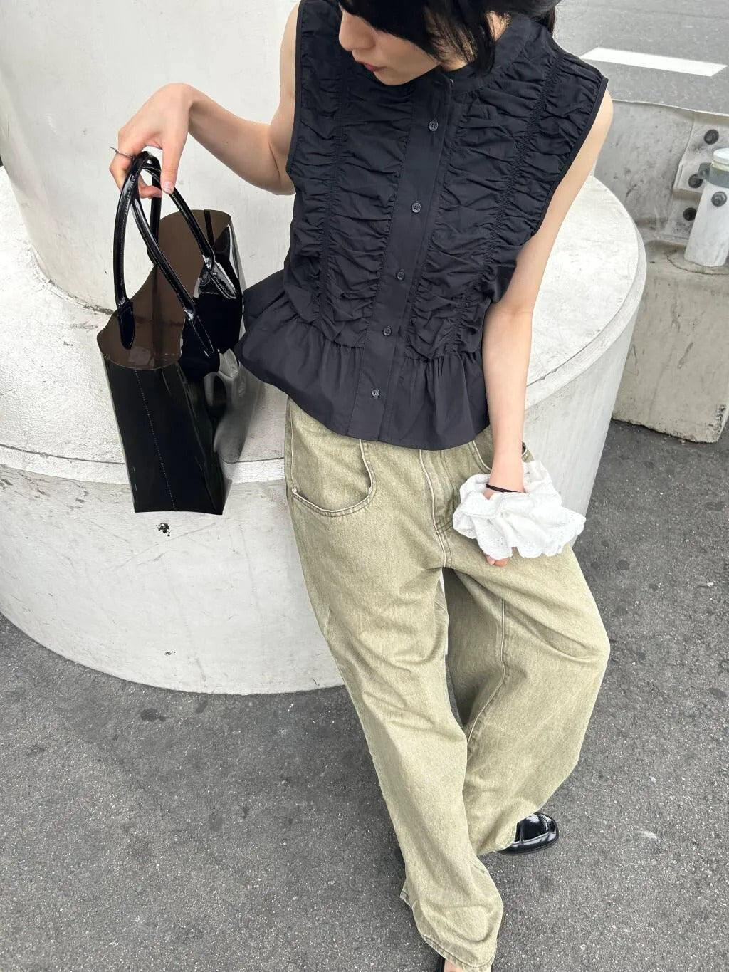 [現貨] KBF 無袖褶皺Shirt