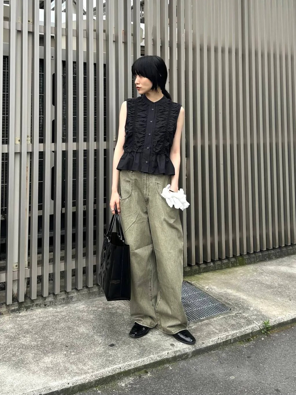 [現貨] KBF 無袖褶皺Shirt