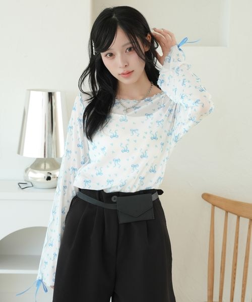 袖リボンシアーメロートップス