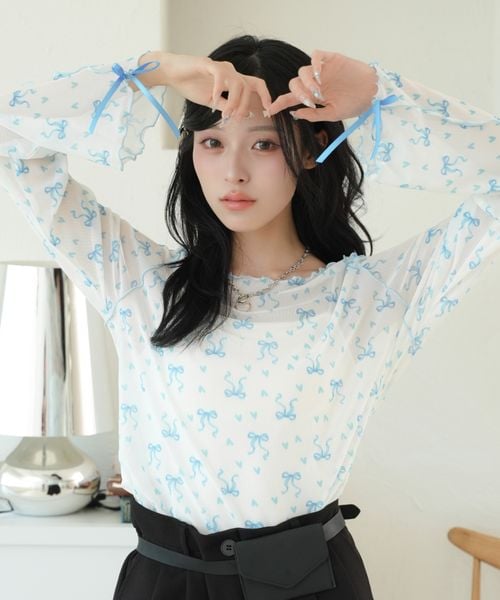 袖リボンシアーメロートップス